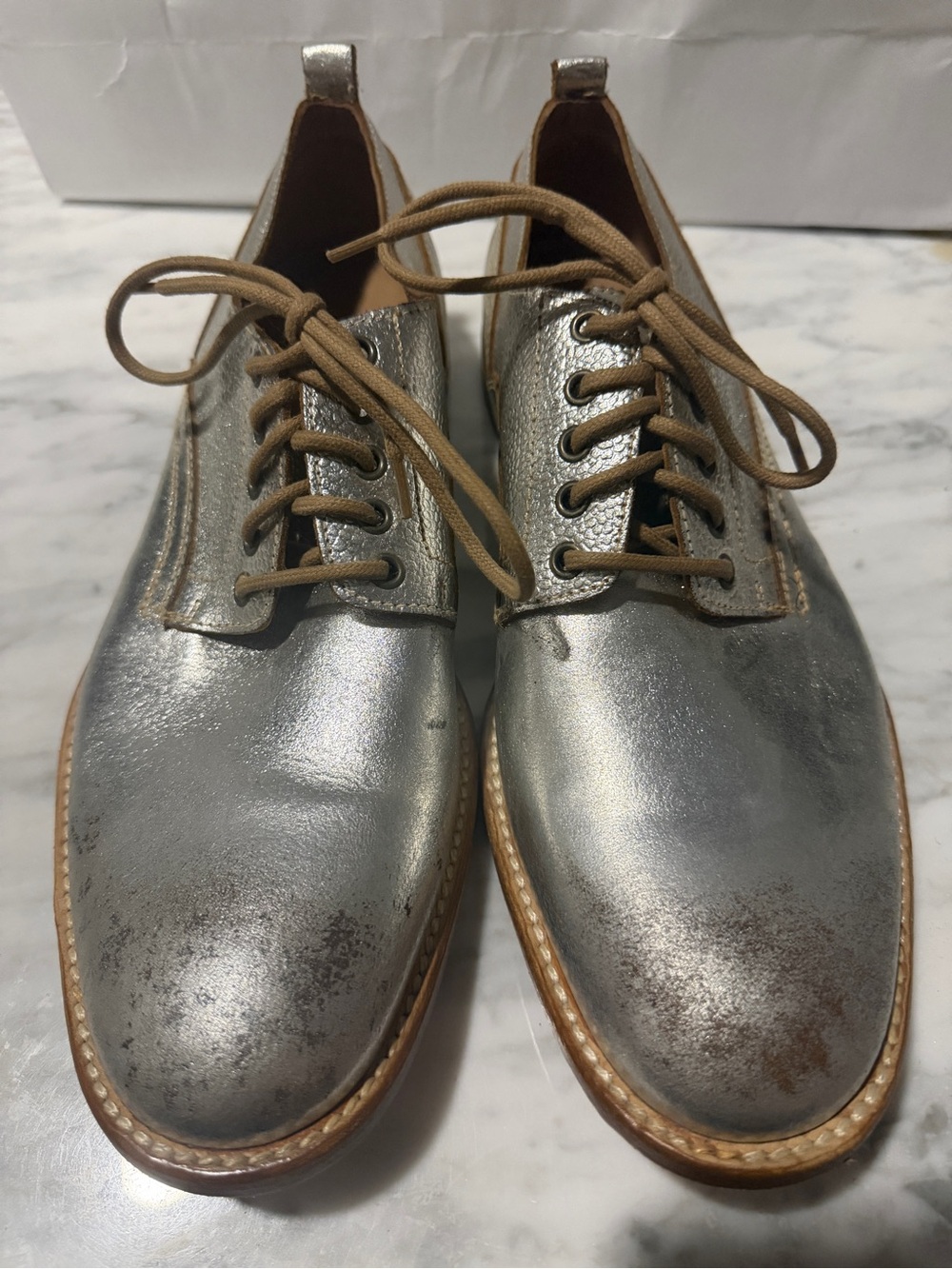 Kenneth Cole Metallic Silver Lace-Up Oxfords with Tan Accents